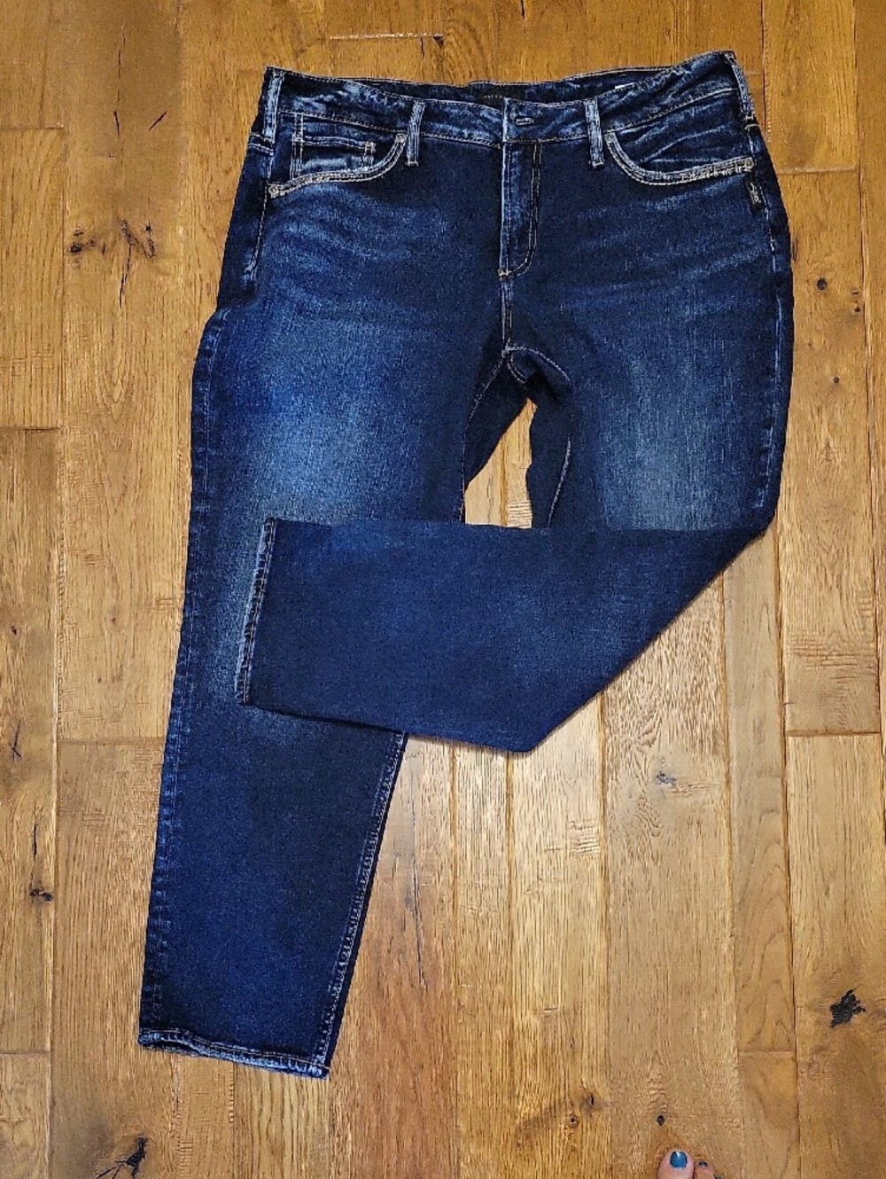 Silver Jeans Boyfriend Jeans in Dark Blue Denim